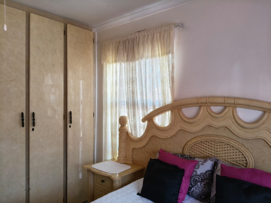 4 Bedroom Property for Sale in Monakato North West